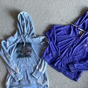 Lot of 2 Burton women’s tops